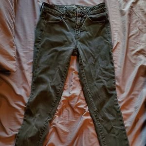 American Eagle High-Rise Jegging